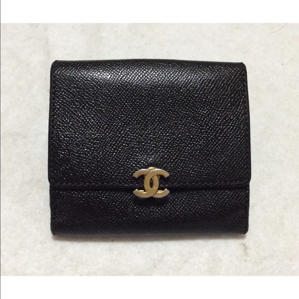 CHANEL Autheentic CC Logos wallet